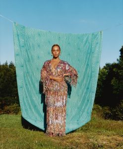 Beyoncé é capa da edição de setembro da Vogue